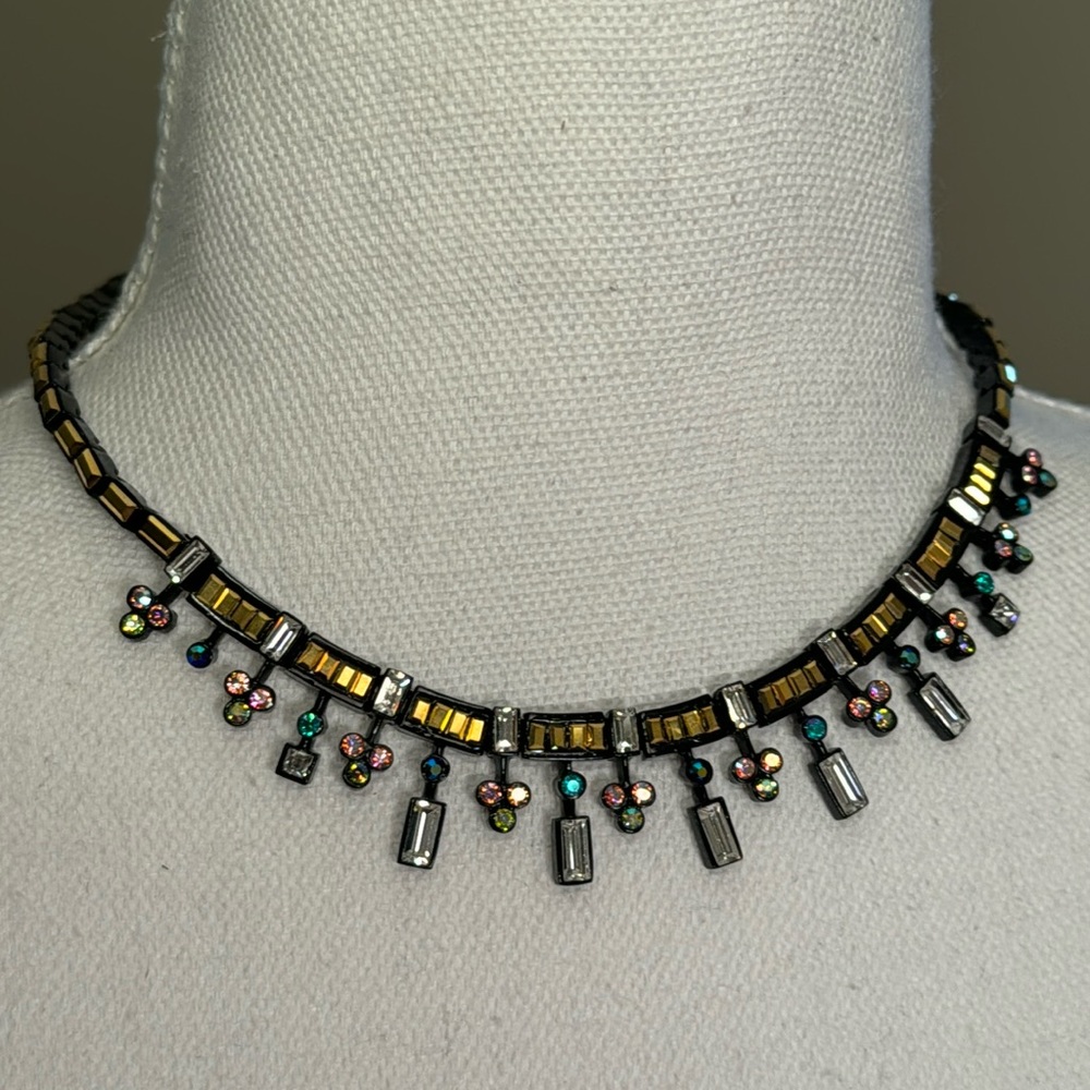Vintage16" statement piece necklace w/sparkling baguette crystals & round stones